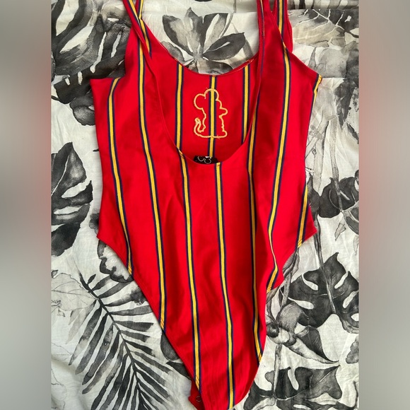 FOREVER 21 x DISNEY // vintage inspired Mickey Mouse bodysuit - Picture 2 of 3